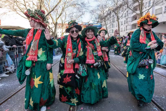  91. Karlsruher Fastnachtsumzug traditionell am Faschingsdienstag | Foto: Paul Needham