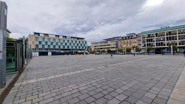 Ein 40-Jähriger ist auf dem Stiftsplatz offenbar mit Pfefferspray attackiert worden | Foto: Ralf Vester