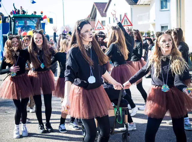 Tanzend ging's durch Mechtersheim... | Foto: Cornelia Bauer