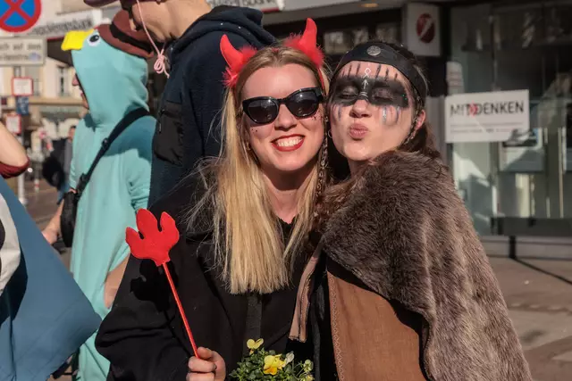  91. Karlsruher Fastnachtsumzug traditionell am Faschingsdienstag | Foto: Paul Needham