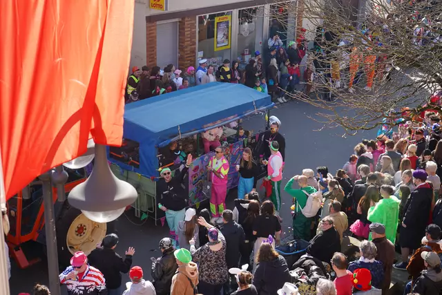 Eine 90s Gruppe | Foto: Katharina Wirth