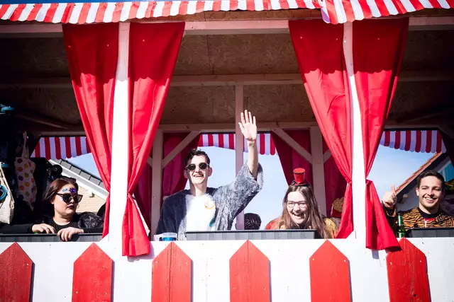 Der Fastnachtsumzug schlängelte sich bunt und laut durch Mechtersheim | Foto: Cornelia Bauer