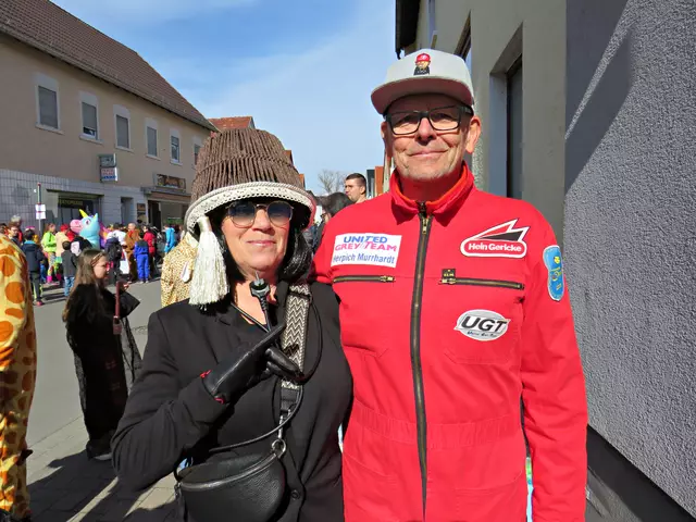 Da ist sie, die Lampe aus den Siebzigern - aus Schifferstadt | Foto: Brigitte Melder