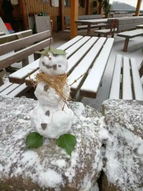 Schneemann auf der Burg | Foto: Ich