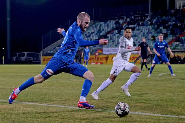 Der FK Pirmasens trifft am Samstag, 15. März 2025, im Framas-Stadion auf den FV Diefflen.  | Foto: Erik Stegner