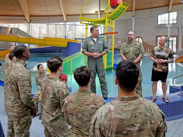Der hohe Stellenwert zeigt sich durch den persönlichen Besuch des Dienststellenleiters des deutschen Kontigents in Ramstein, Oberst i.G. Michael Trautmann. Er sprach den amerikanischen Teilnehmern bei der Begrüßung Mut für die kommenden Aufgaben zu und unterstrich die Wichtigkeit einer gelebten deutsch-amerikanischen Freundschaft. | Foto: Erik Stegner