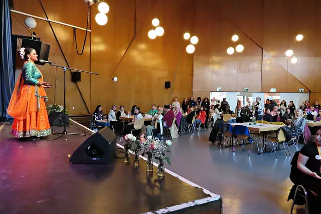 Beim Frauencafé gibt es wundervolle Darbietungen  | Foto: Brigitte Melder