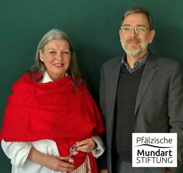 Ute Zimmermann und Dr. Michael Werner - Pfälzische Mundart-Stiftung | Foto: Dr. Michael Werner