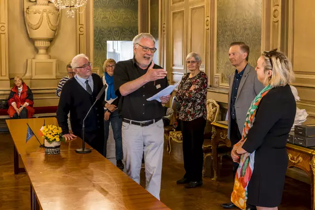 Peter Hausch hält Rede | Foto: Johann-Peter Melder
