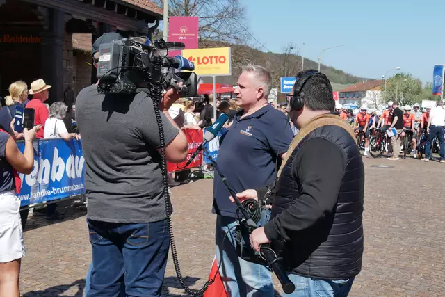 Organisator Andreas beim Interview mit dem SWR | Foto: Dieter Hammann