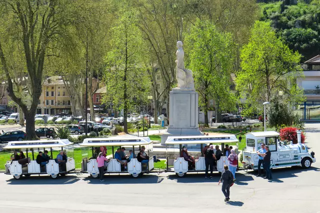 Weinzug | Foto: Brigitte Melder