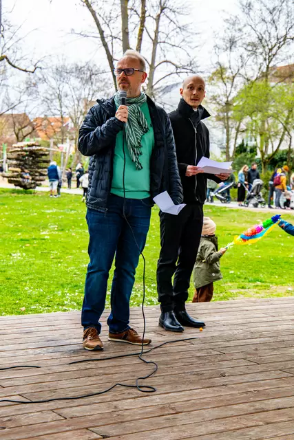 Bürgermeister Dirk Grunert und Moderator Christian Lüttich  | Foto: Wolfgang Neuberth