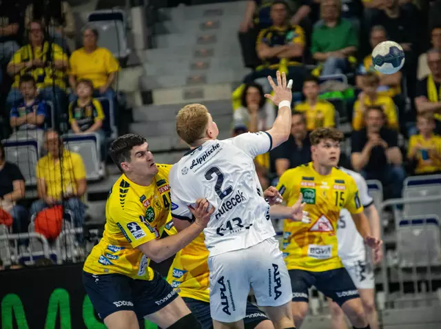 Halil Jaganjac starke Abwehr | Foto: Wolfgang Neuberth