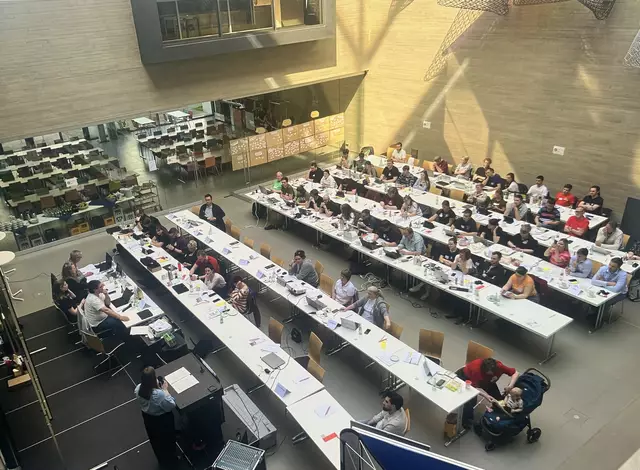 Die Vollversammlung bei der Arbeit | Foto: Eva Schröder, LJR