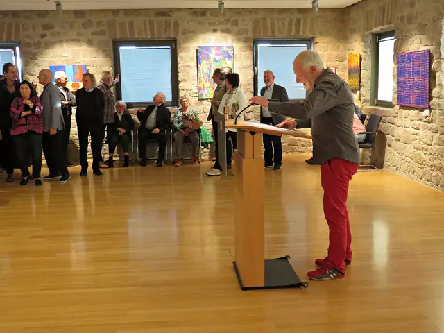 Roland Hacker bei der Begrüßung | Foto: Brigitte Melder