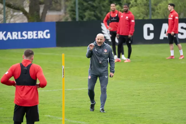 Ein Mann der klaren Worte: Torsten Lieberknecht gibt Anweisungen | Foto: Jens Vollmer