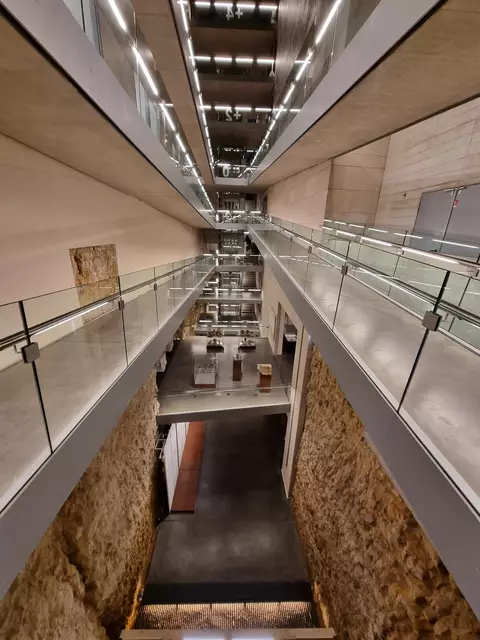 Modernes im historischen Kontext: im Museum | Foto: © www.jowapress.de