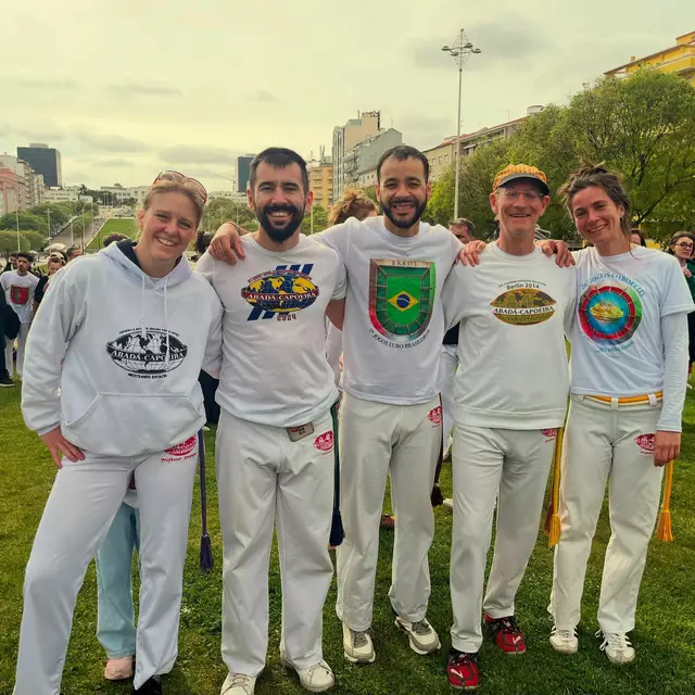 Luiz Carlos dos Santos Gomes ("Instrutor Cao", Mitte) kämpfte sich in seiner Kategorie bis ins Halbfinale. | Foto: Capoeira Karlsruhe e. V.