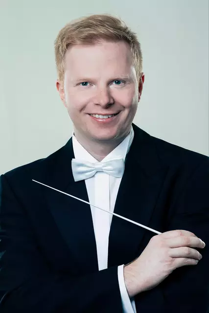 Die musikalische Leitung hat Dirigent Daniel Schneider | Foto:  Musikverein Bolanden