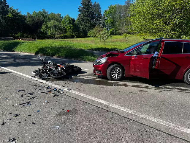 Unfall bei Völkersweiler: Motorradfahrer schwer verletzt | Foto: Polizei Bad Bergzabern