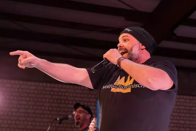 Woifeschdkänisch rocken am Sonntag die Bühne auf der Kerwe in Grethen | Foto: Johann-Peter Melder