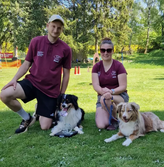 David Groß mit Kasper und seine Frau Anika Groß mit Charlie | Foto: Petra Lauer
