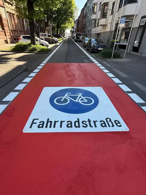 Mit der Achse Parkstraße/Augustastraße kommt eine zweite Fahrradstraße im Stadtgebiet dazu

 | Foto: Stadt Kaiserslautern/gratis