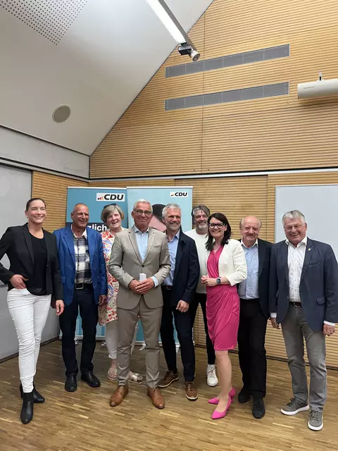 CDU Gemeinderatsmitglieder mit Innenminister Thomas Strobl, Christine Neumann- Martin Mdl und Ulli Hockenberger MdL | Foto: Aleksander Matić 
