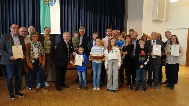 Die Preisträger des Bürgerpreises 2024 | Foto: Stadt Bad Dürkheim