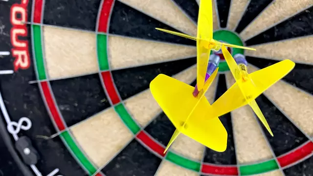 European Darts Grand Prix 2025: Darts-Legende Gary Anderson sicherte sich den Sieg mit einem Whitewash | Foto: Stephanie Walter