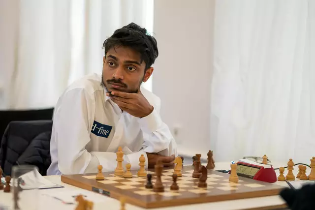 Neuzugang Aravindh Chithambaram fehlte aufgrund anderer Verpflichtungen beim Saisonfinale in Deggendorf. Mit 7,5 Punkten aus 9 Partien wurde der indische Großmeister, Nummer 12 der Welt, auf Anhieb Topscorer des Viernheimer Teams | Foto: Christian Hoffmann