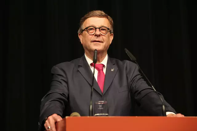 Harald Seiter bei seiner Verabschiedung am 24. Juni 2016  | Foto: Archiv Stadt Wörth am Rhein