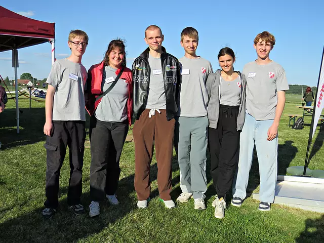 In der roten Jacke Mia Hemmer | Foto: Brigitte Melder