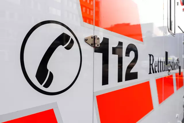 Notruf 112 Rettungsdienst Symbolbild | Foto: dietwalther/stock.adobe.com