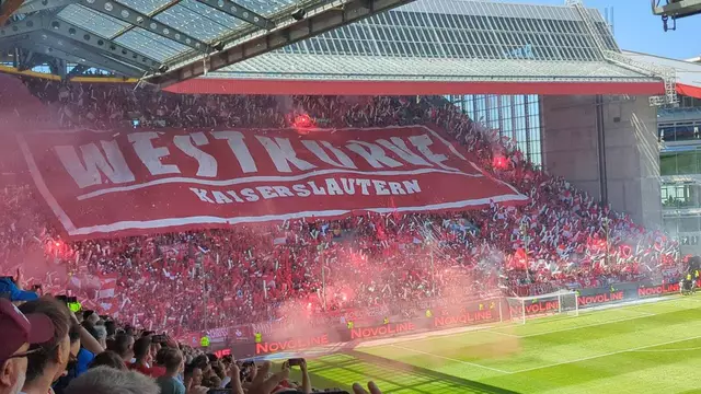Auch im letzten Heimspiel der Saison gegen Darmstadt 98 gab es noch einmal eine Choreo der FCK-Fans in der Westkurve | Foto: Karsten Kalbheim