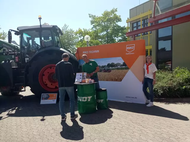 Auch RWZ informierte | Foto: Anja Stemler