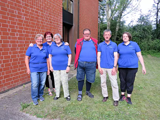 Nicht ganz komplett die Mitglieder des Fördervereins | Foto: Brigitte Melder