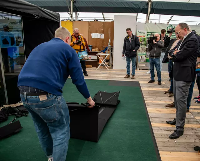Hier ensteht ein Kajak  | Foto: Wolfgang Neuberth