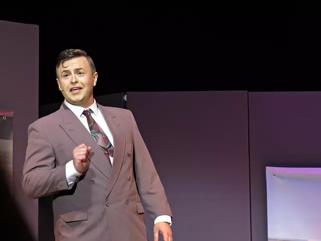 Hauptdarsteller Christian Dristram in der Rolle des Frank Abagnale jr. | Foto: Brigitte Melder