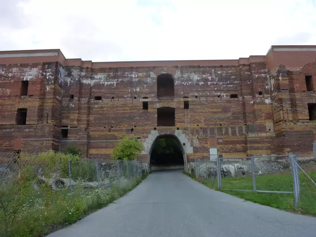 Die nie vollendete Kongresshalle aus der Zeit des Dritten Reichs | Foto: © www.jowapress.de