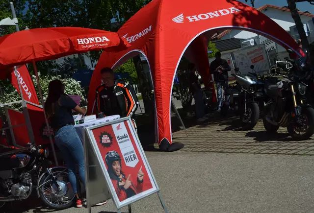 Honda Deutschland präsentierte sich mit einem Test-Ride-Truck | Foto: MFG Obing