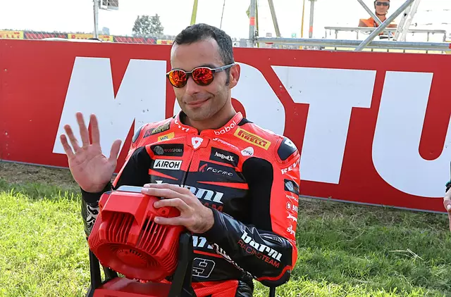 Danilo Petrucci/( Ducati ) schaffte es in Most dreimal auf das Podium  | Foto: moto - foto ( Reuschel )