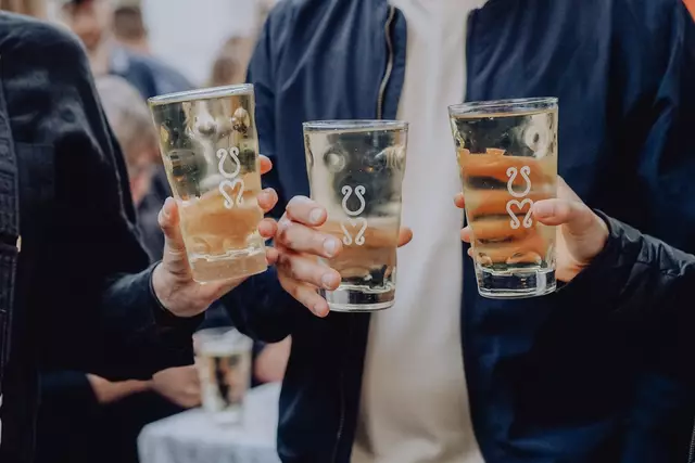 Stadtfest Bad Dürkheim: Die eine oder andere Rieslingschorle darf es schon sein  | Foto: Stadt Bad Dürkheim