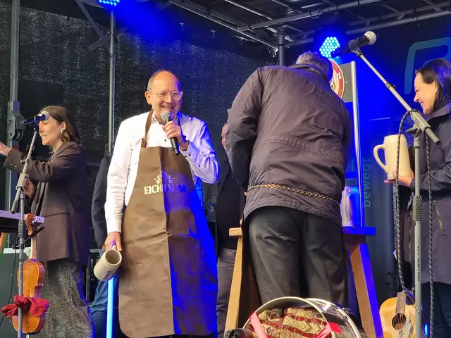 Dabei ging ein Krug kaputt, was der guten Stimmung keinen Abbruch tat | Foto: BAS