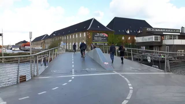 Durch die gesamte Stadt ziehen sich gut angelegte Radwege, die es Besuchern einfach machen, ihre Ziele zu erreichen | Foto: © www.jowapress.de