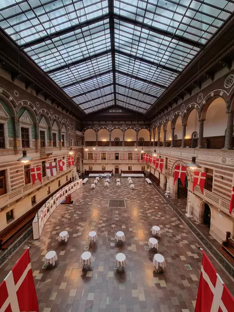 Empfangshalle im Rathaus | Foto: © www.jowapress.de