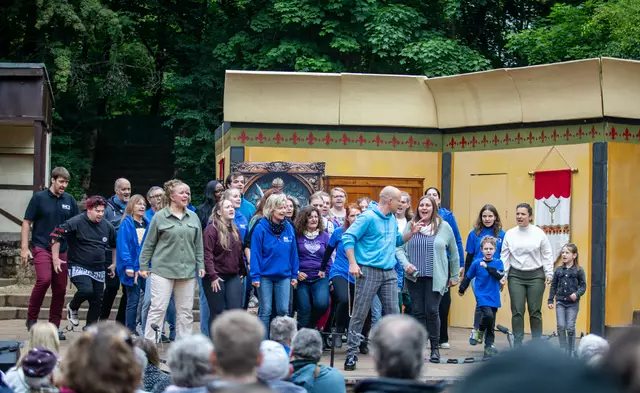 Die Blutrünstigen  Vampiere  | Foto: Wolfgang Neuberth