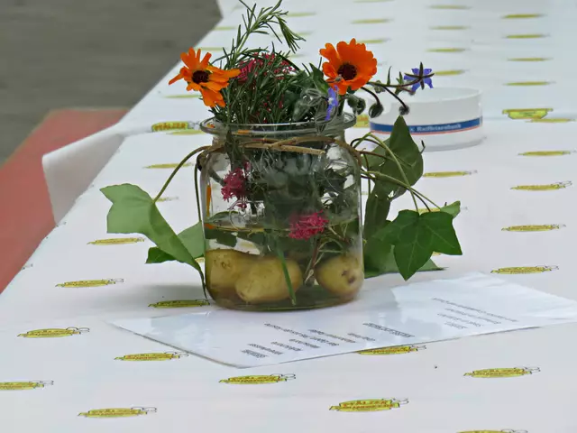 Liebevoll geschmückte Tische | Foto: Brigitte Melder