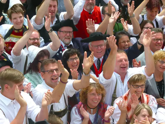 Trachten Volkstanzgruppe Deidesheim und Freunde. | Foto: Tourist Information Deidesheim