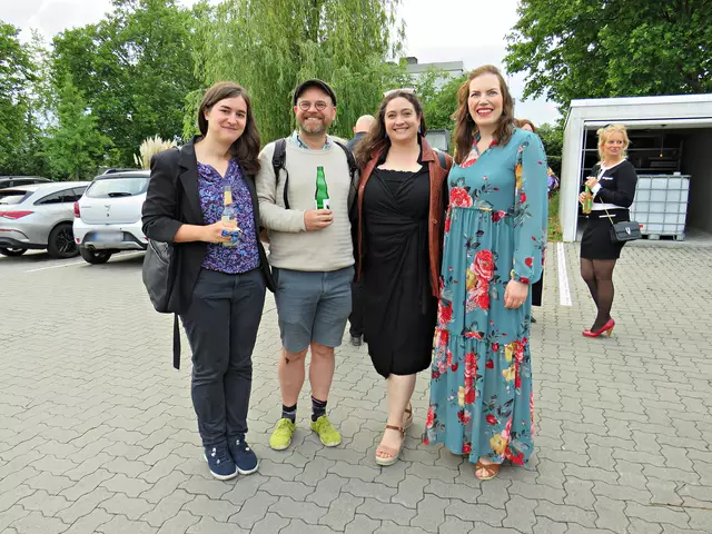 Freunde um Sängerin Malaika Ledig-Schmid | Foto: Brigitte Melder